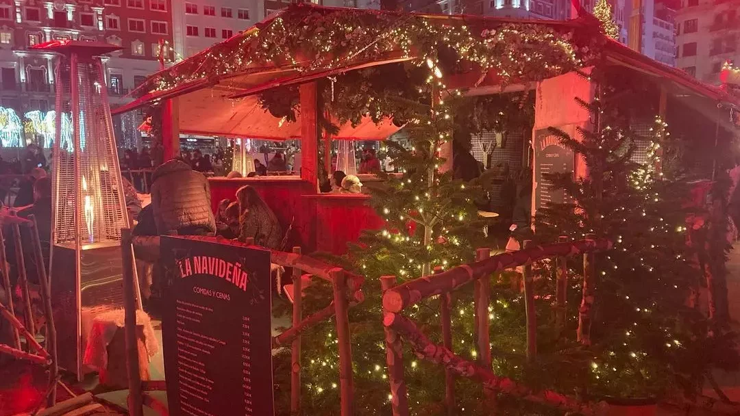 Food stand at La Navideña, skating rink in Madrid